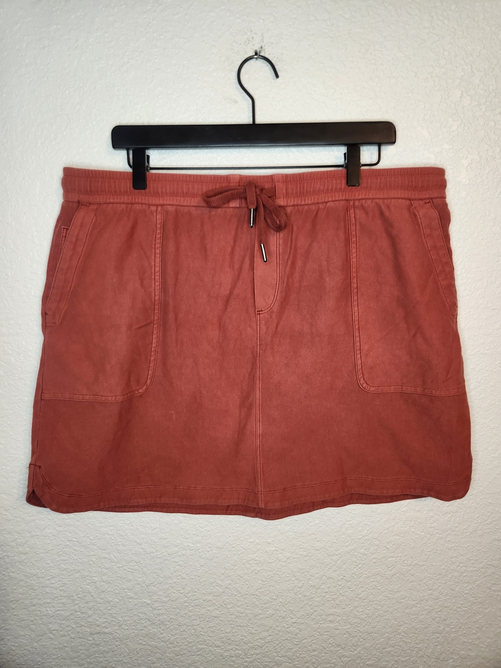 Athleta Farallon Skirt Burnt Red Mini Skirt Drawstring Waist Pockets Sz XL